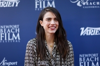 Margaret Qualley longsleeve t-shirt #3907536