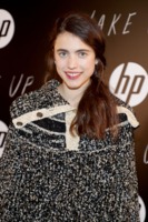 Margaret Qualley Sweatshirt #3929534