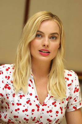 Margot Robbie Mouse Pad 2613347