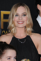 Margot Robbie t-shirt #2886343
