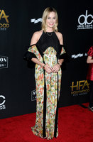 Margot Robbie t-shirt #2886366