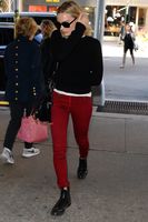 Margot Robbie Longsleeve T-shirt #2926032