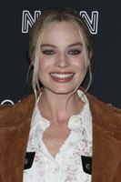 Margot Robbie mug #G1168431