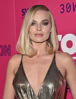 Margot Robbie tote bag #G1199274