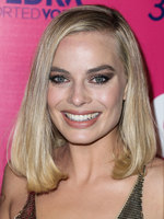 Margot Robbie Longsleeve T-shirt #2957182
