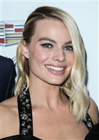 Margot Robbie Longsleeve T-shirt #3039304