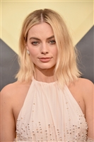 Margot Robbie Longsleeve T-shirt #3039305