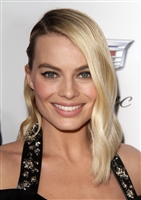 Margot Robbie Longsleeve T-shirt #3039307