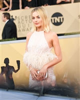 Margot Robbie hoodie #3039400