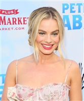 Margot Robbie t-shirt #3039787