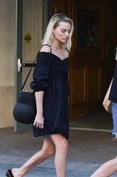 Margot Robbie tote bag #G1295678