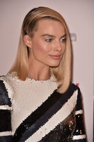 Margot Robbie Longsleeve T-shirt #3081344
