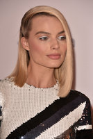 Margot Robbie Longsleeve T-shirt #3081354