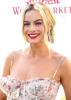Margot Robbie mug #G1323504
