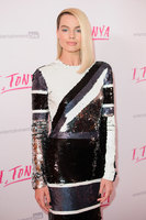 Margot Robbie Longsleeve T-shirt #3081497
