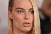 Margot Robbie Longsleeve T-shirt #3081595