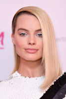 Margot Robbie tote bag #G1323710