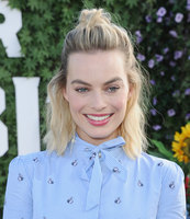Margot Robbie mug #G1352510