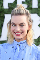 Margot Robbie Longsleeve T-shirt #3110417