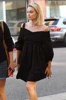 Margot Robbie mug #G1352527