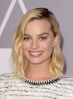 Margot Robbie tote bag #G1352539