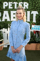Margot Robbie tote bag #G1352574