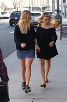 Margot Robbie Longsleeve T-shirt #3110543