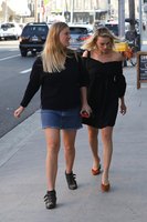 Margot Robbie Longsleeve T-shirt #3110601
