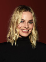 Margot Robbie hoodie #3110626