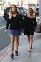 Margot Robbie Tank Top #3110644