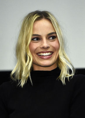 Margot Robbie Mouse Pad 3110677