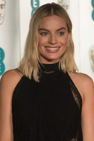 Margot Robbie tote bag #G1373774