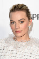 Margot Robbie Longsleeve T-shirt #3131814