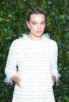 Margot Robbie Longsleeve T-shirt #3131828