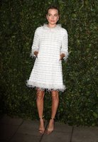 Margot Robbie Longsleeve T-shirt #3131846