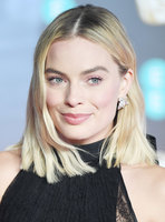 Margot Robbie tote bag #G1374017
