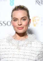 Margot Robbie Sweatshirt #3131961