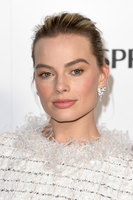 Margot Robbie tote bag #G1374108