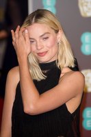 Margot Robbie mug #G1398358