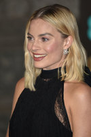 Margot Robbie hoodie #3156310