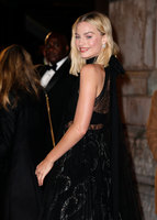 Margot Robbie tote bag #G1398419