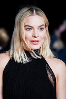 Margot Robbie Longsleeve T-shirt #3156329