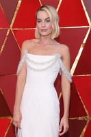 Margot Robbie mug #G1398435