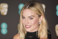 Margot Robbie Longsleeve T-shirt #3156401