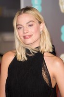 Margot Robbie Longsleeve T-shirt #3156472