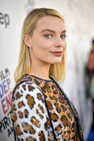 Margot Robbie Longsleeve T-shirt #3165474