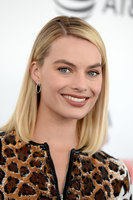 Margot Robbie Sweatshirt #3165523