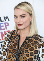 Margot Robbie Sweatshirt #3165535