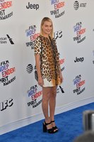 Margot Robbie Sweatshirt #3165548