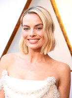 Margot Robbie mug #G1407729